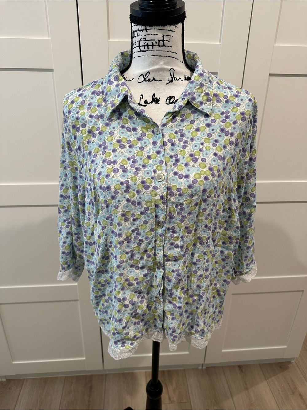 4/$15 CJ Banks Button-Front Floral Dot Shirt in Purple, Green & Blue